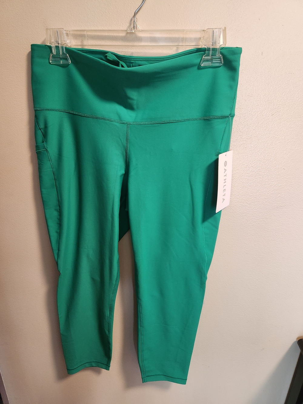 NWT Athleta Interval Stash Tight